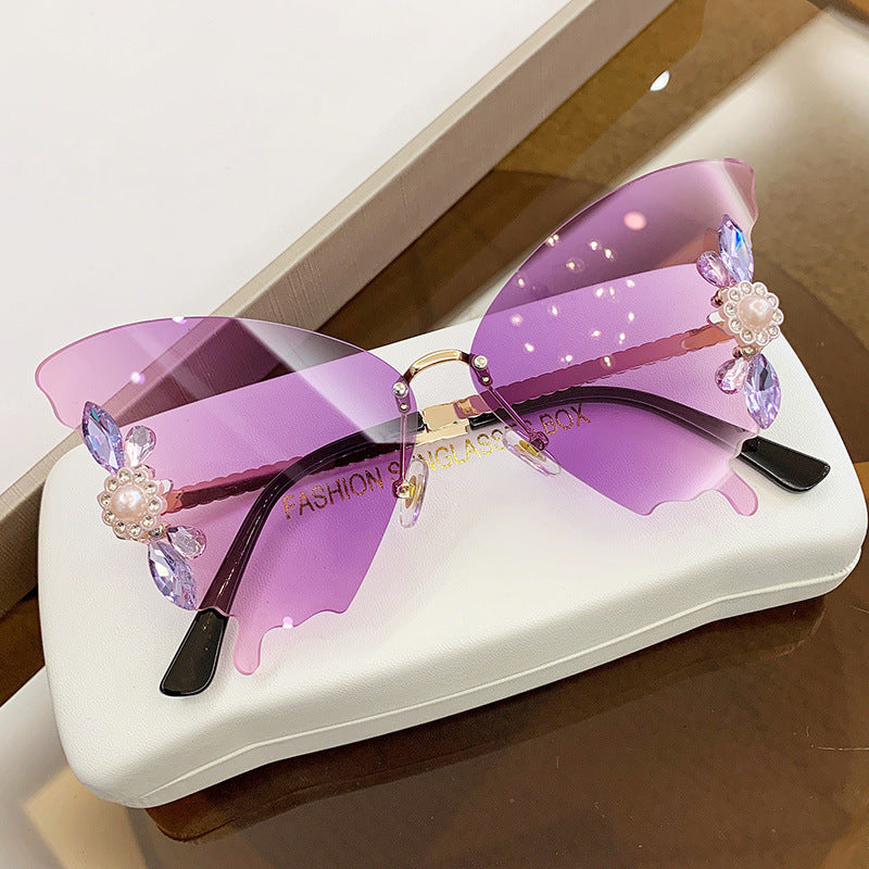 Diamond-encrusted Sunglasses In Butterfly Shape