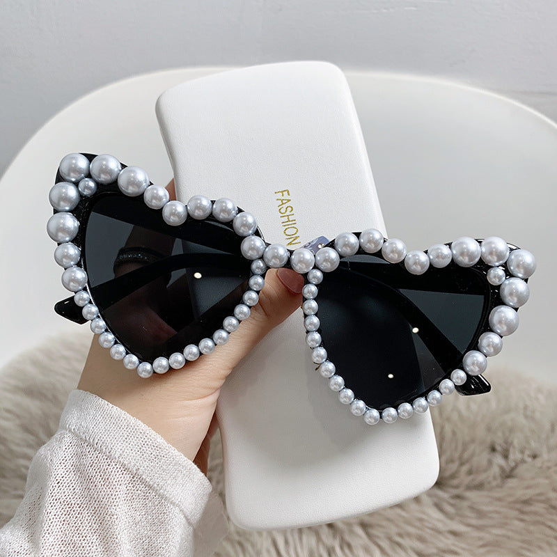 Big Frame Heart-shaped Pearl Sunglasses