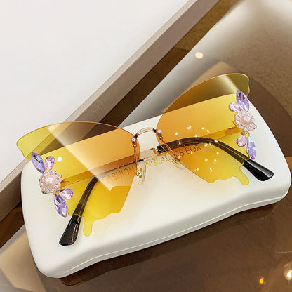 Diamond-encrusted Sunglasses In Butterfly Shape