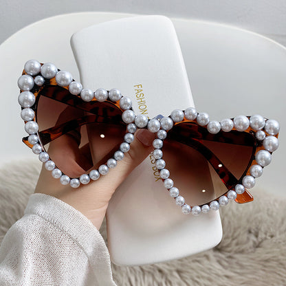 Big Frame Heart-shaped Pearl Sunglasses